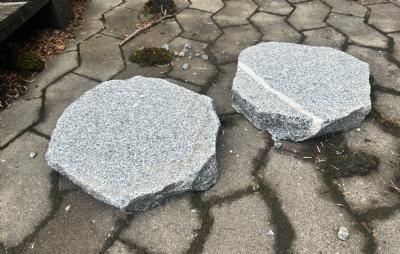 salg af Trædesten gråsort