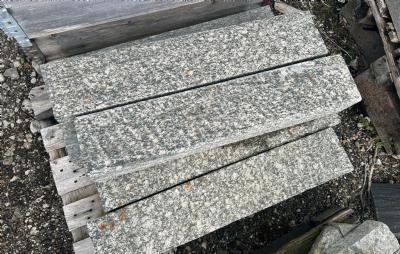 salg af Kantblok rød granit