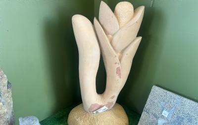 salg af Skulptur blomst sandsten