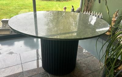 salg af Spisebord på stel Verde Guatemala