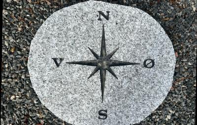 salg af Sten med motiv egen produktion