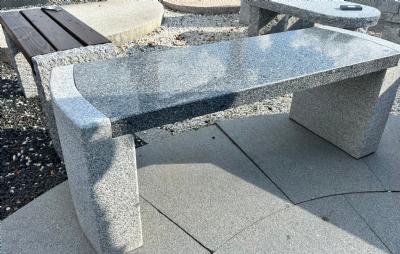 salg af Stenbænk Jakob gråsort granit