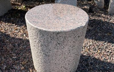 salg af Taburet rund rød granit
