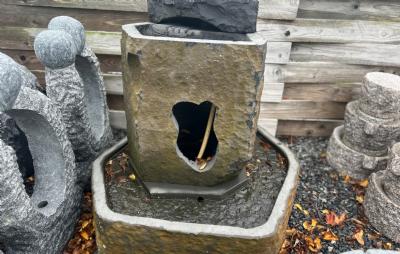 salg af Vandreservoir basalt grotte