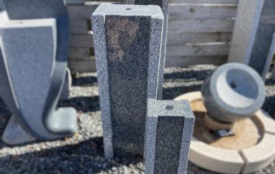 salg af Vandsten sokkel m. hul gråsort