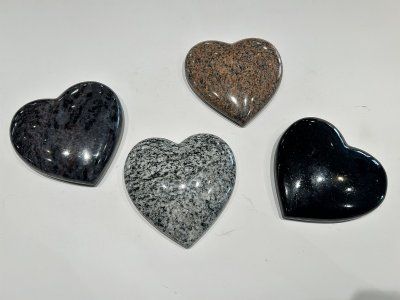 Poleret granit hjerte mini
